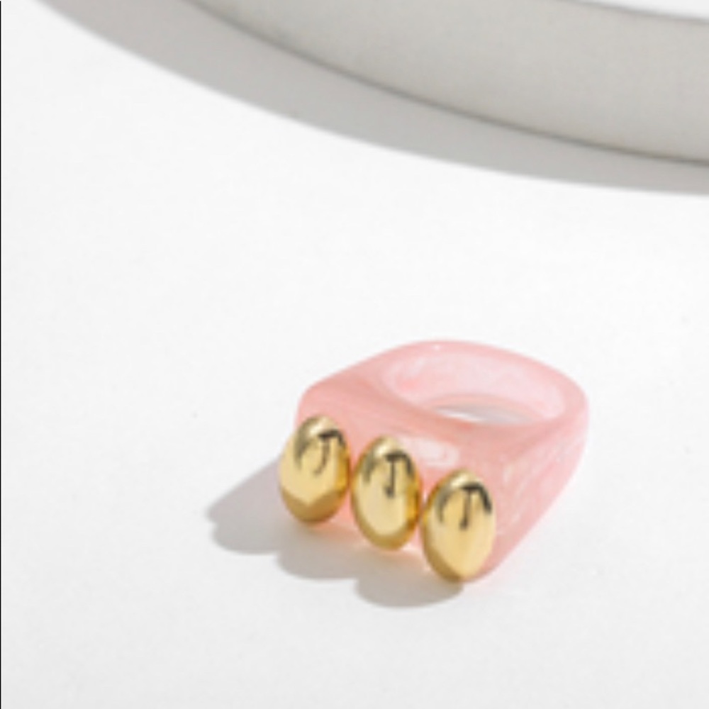 Light Pink & Gold Resin Ring Size 7